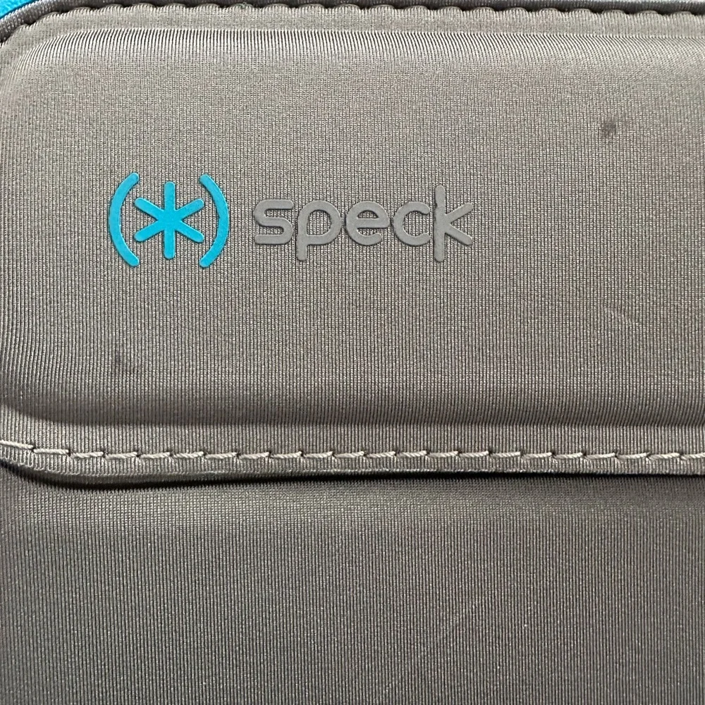 Speck 13” iPad Protector Sleeve